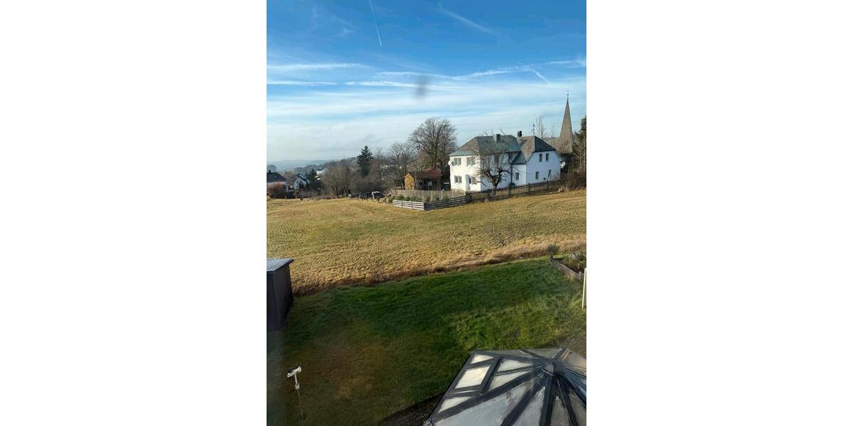 Einfamilienhaus Helmbrechts - 10 Zimmer, 200 m&sup2;, 170.000&euro; | Angebot:24239247