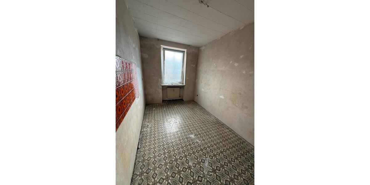 Etagenwohnung Hof Altstadt - 3 Zimmer, 73 m&sup2;, 380&euro; | Angebot:25872178