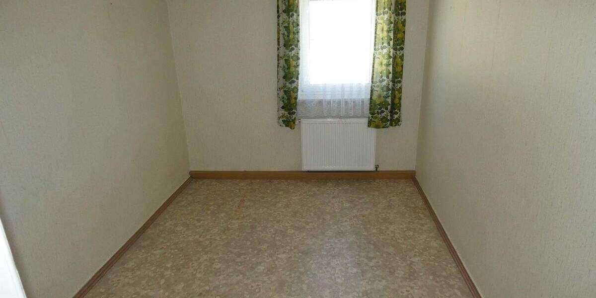 Einfamilienhaus Saalburg-Ebersdorf Schönbrunn - 9 Zimmer, 188 m&sup2;, 95.000&euro; | Angebot:25731037