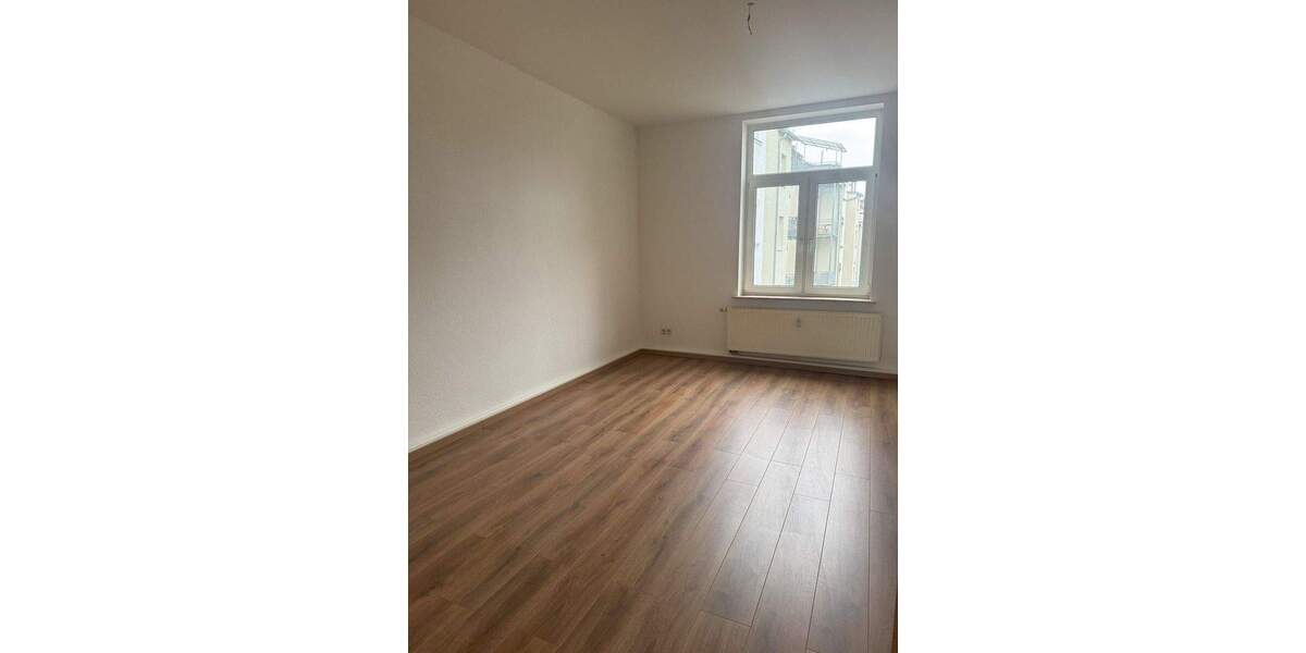 Etagenwohnung Plauen Preißelpöhl - 3 Zimmer, 87 m&sup2;, 520&euro; | Angebot:25701112