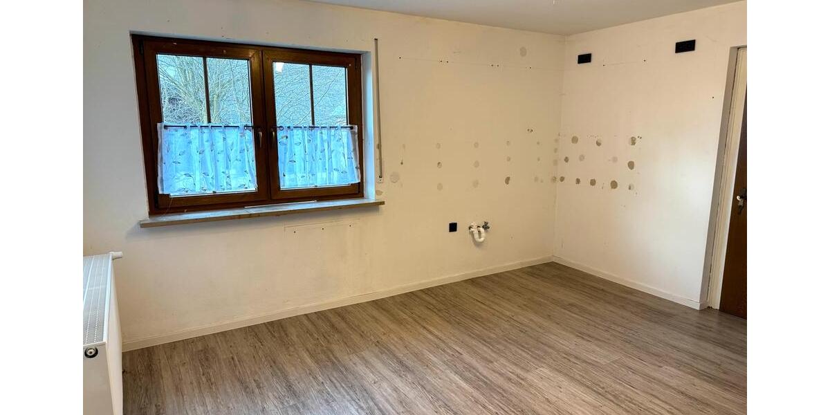 Einfamilienhaus Helmbrechts - 4 Zimmer, 120 m&sup2;, 198.000&euro; | Angebot:25932865