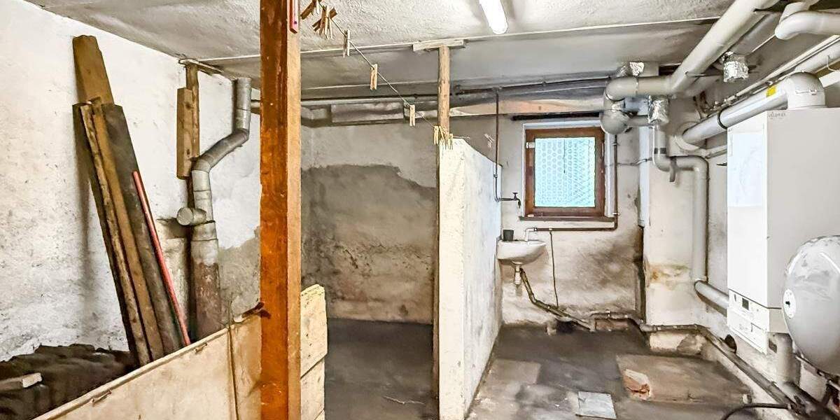 Einfamilienhaus Rosenthal am Rennsteig - 7 Zimmer, 139 m&sup2;, 89.900&euro; | Angebot:25742921