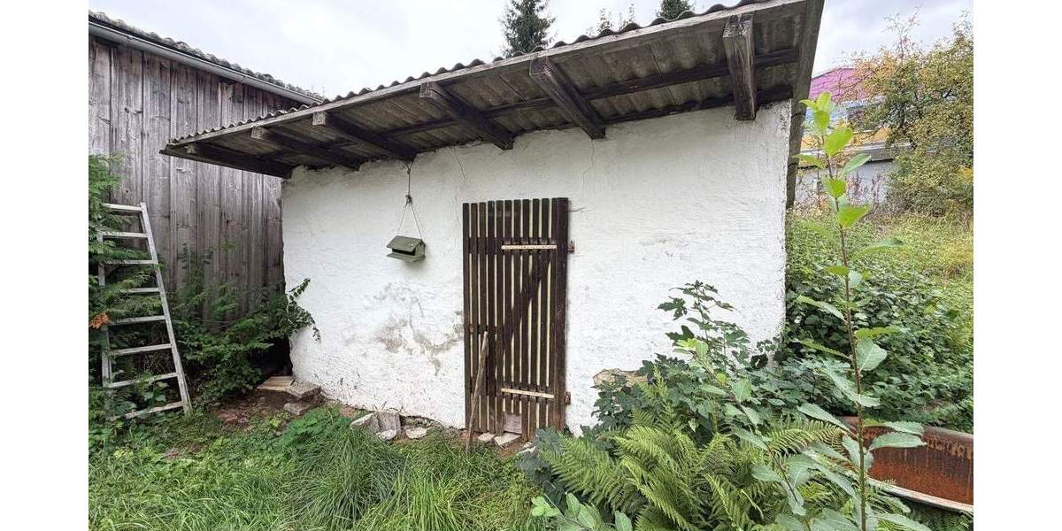 Einfamilienhaus Marktleuthen - 4 Zimmer, 130 m&sup2;, 110.000&euro; | Angebot:25728635