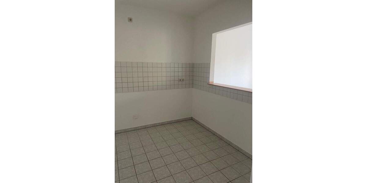 Etagenwohnung Plauen Preißelpöhl - 2 Zimmer, 78 m&sup2;, 429&euro; | Angebot:25662572