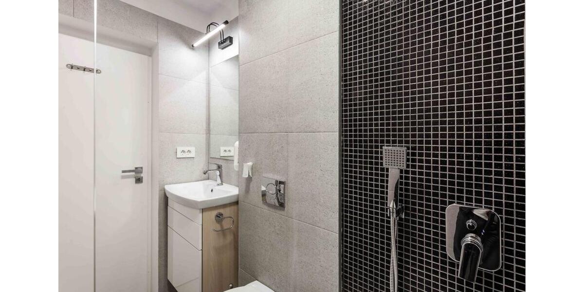 Etagenwohnung Plauen Bahnhofsvorstadt - 3 Zimmer, 97 m&sup2;, 900&euro; | Angebot:25300262