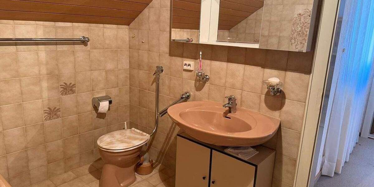 Doppelhaushälfte Hof Innenstadt - 5 Zimmer, 109 m&sup2;, 199.000&euro; | Angebot:25909395