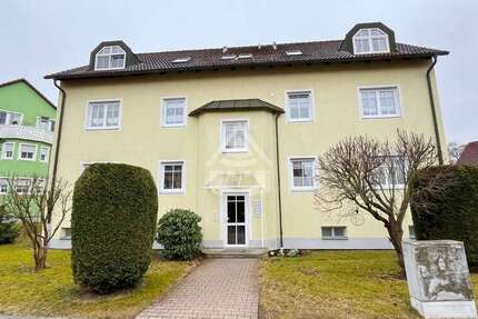 Wohnung Selb - 2 Zimmer, 66 m&sup2;, 129.000&euro; | Angebot:26111211