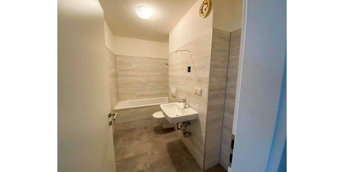 Etagenwohnung Plauen Reusa - 2 Zimmer, 79.000&euro; | Angebot:25691998