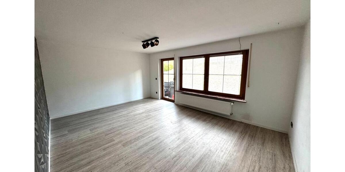 Einfamilienhaus Helmbrechts - 4 Zimmer, 120 m&sup2;, 198.000&euro; | Angebot:25932865