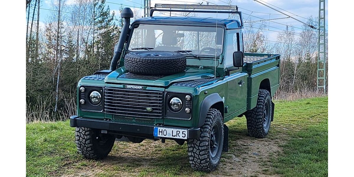 Land Rover Defender 58.125 km 48.500 &euro; Hof 95030