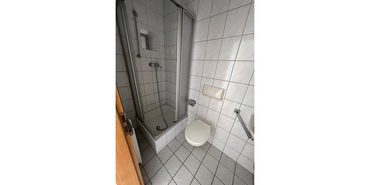 Etagenwohnung Plauen Altstadt - 2 Zimmer, 44 m&sup2;, 260&euro; | Angebot:25219444