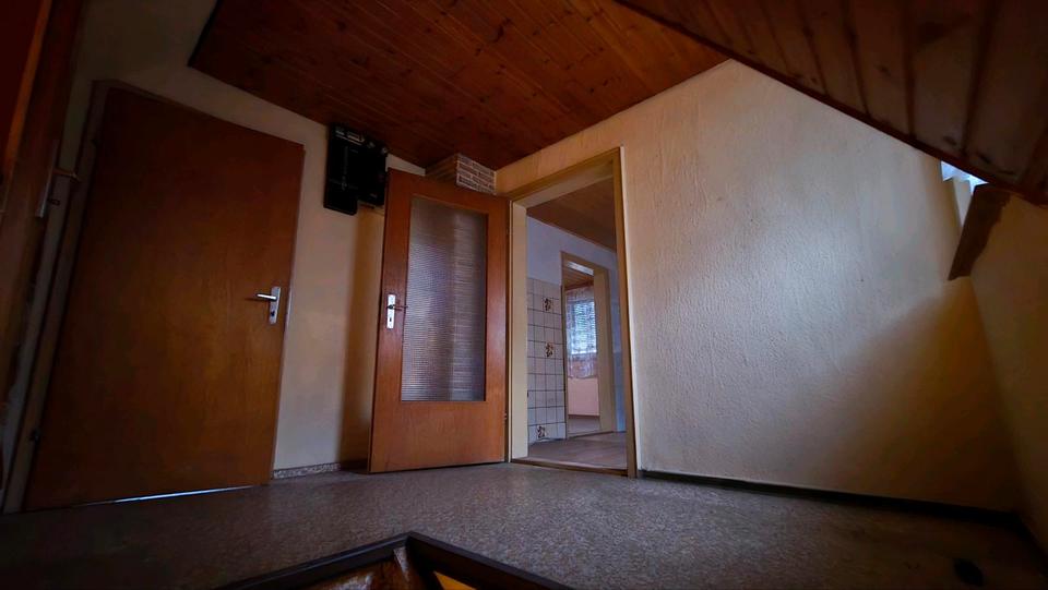 Einfamilienhaus Nordhalben - 5 Zimmer, 110 m&sup2;, 70.000&euro; | Angebot:23774835