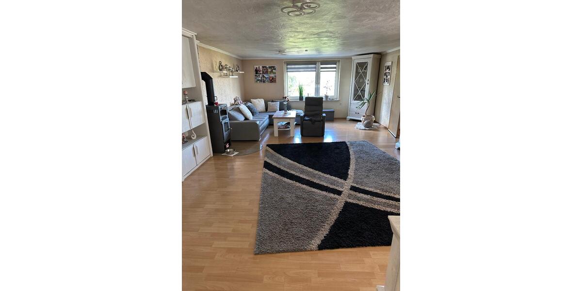 Doppelhaushälfte Hof Neuhof - 8 Zimmer, 160 m&sup2;, 118.000&euro; | Angebot:25614688