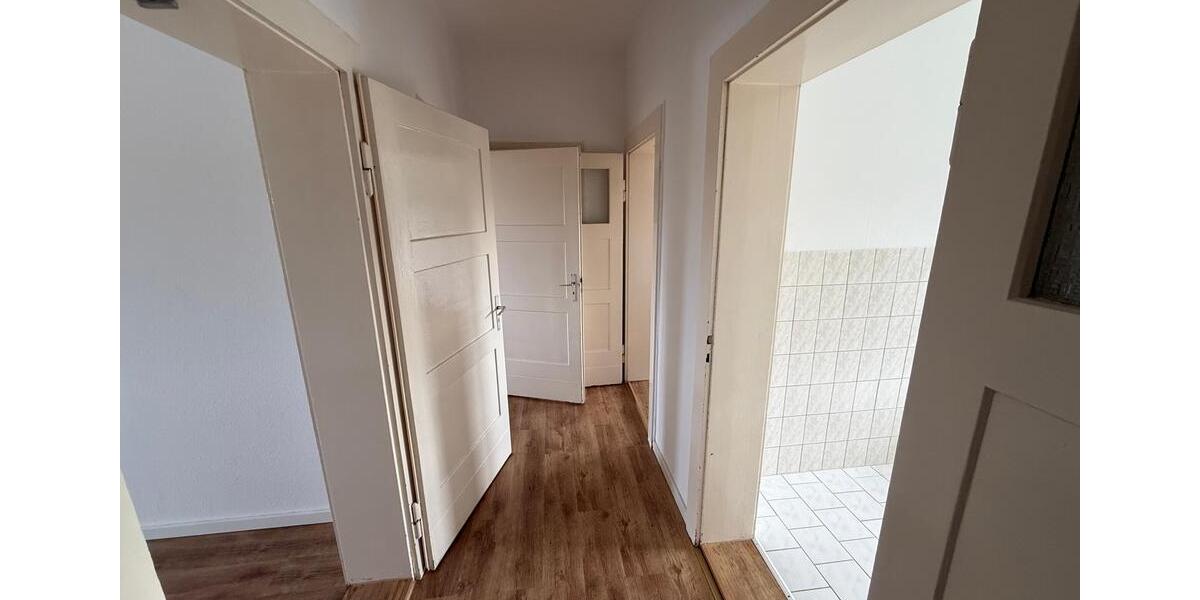 Etagenwohnung Plauen Alt Chrieschwitz - 2 Zimmer, 54 m&sup2;, 290&euro; | Angebot:22445556