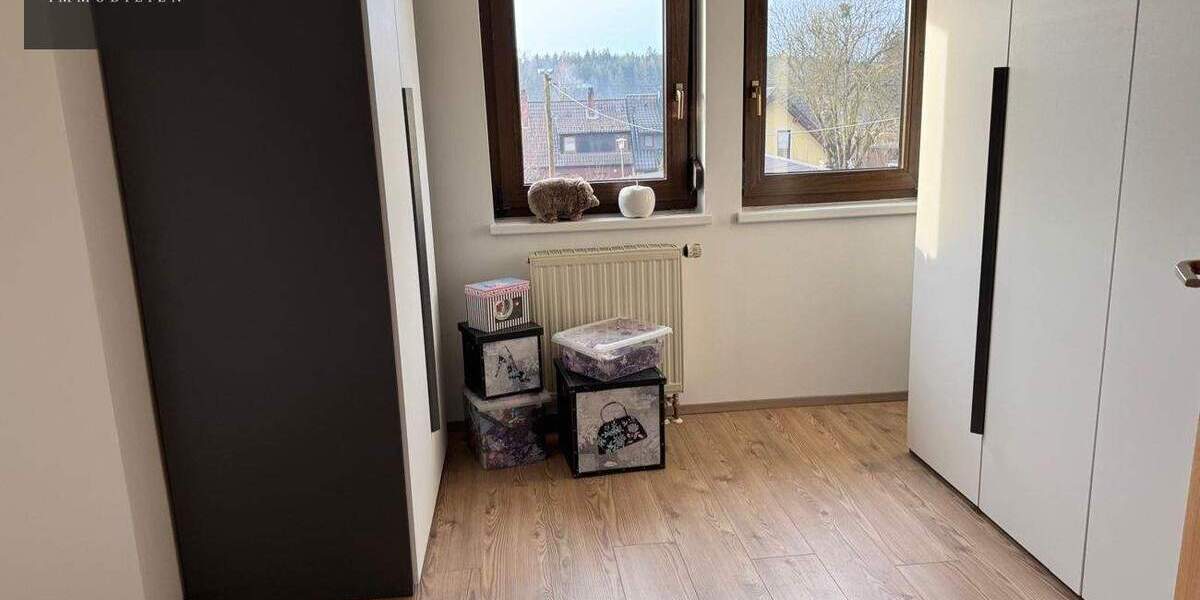 Doppelhaushälfte Marktleugast / Mannsflur Mannsflur - 5 Zimmer, 168 m&sup2;, 249.000&euro; | Angebot:25728443
