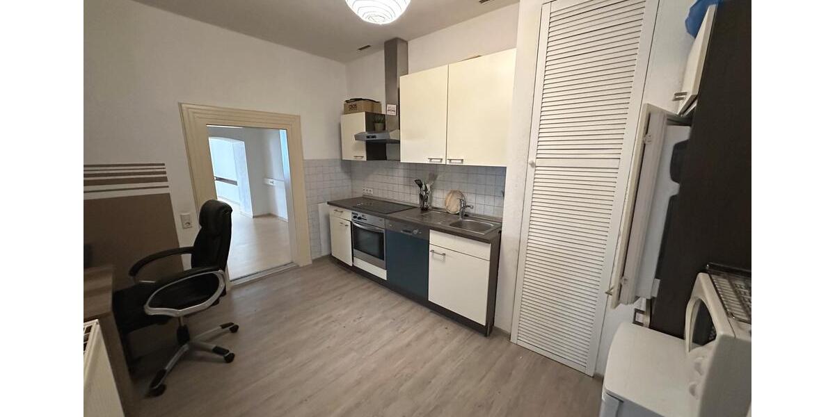 Etagenwohnung Hof Altstadt - 3.5 Zimmer, 100 m&sup2;, 690&euro; | Angebot:26279406