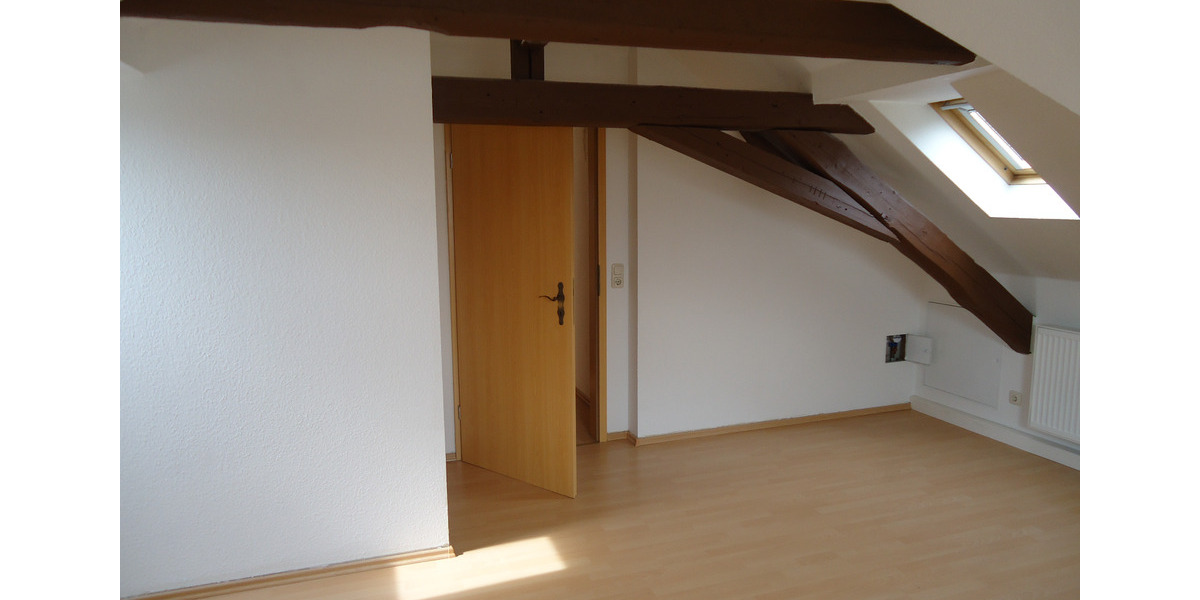 Dachgeschoßwohnung Rosenthal am Rennsteig - 3 Zimmer, 90 m&sup2;, 480&euro; | Angebot:25934034