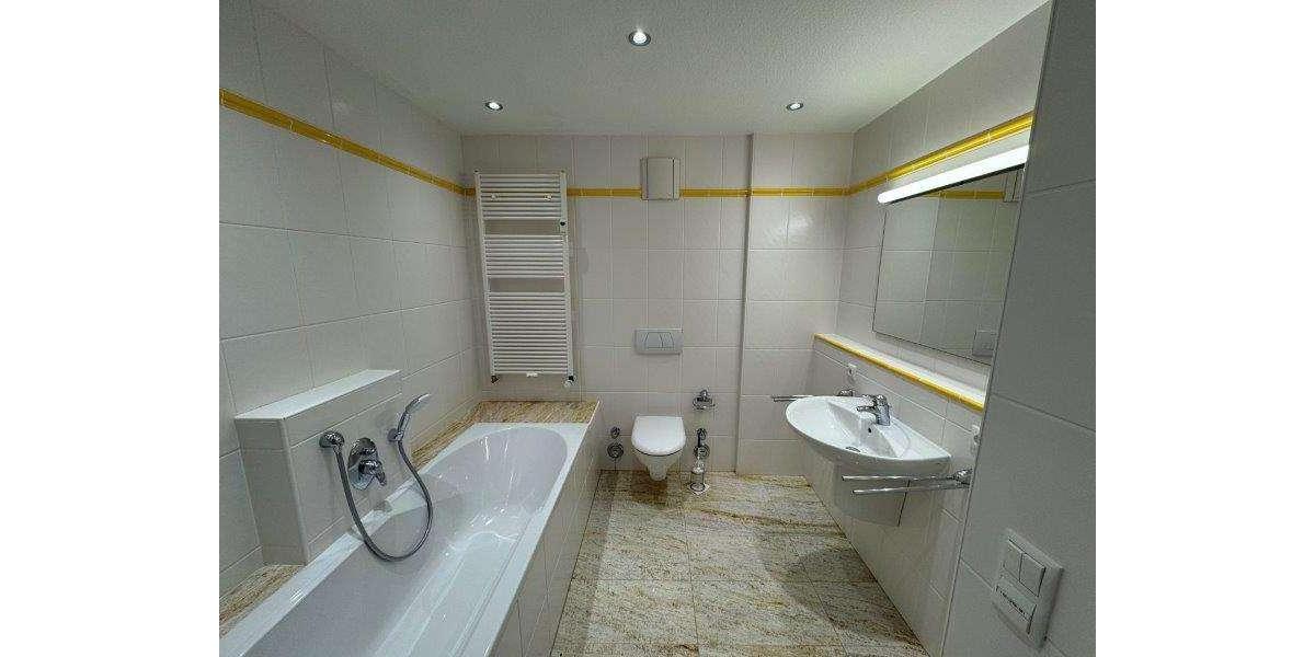 Etagenwohnung Hof Neuhof - 3 Zimmer, 89 m&sup2;, 880&euro; | Angebot:25145335