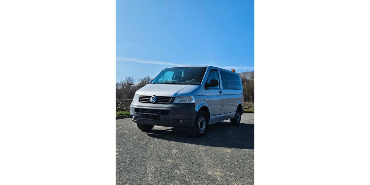 VW T5 Shuttle 86.000 km 13.900 &euro; Plauen 08527