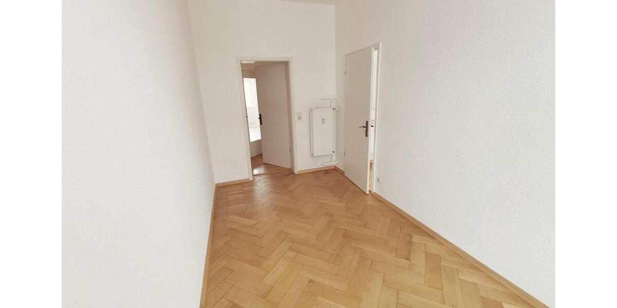 Etagenwohnung Bad Elster - 3 Zimmer, 90 m&sup2;, 675&euro; | Angebot:13775792