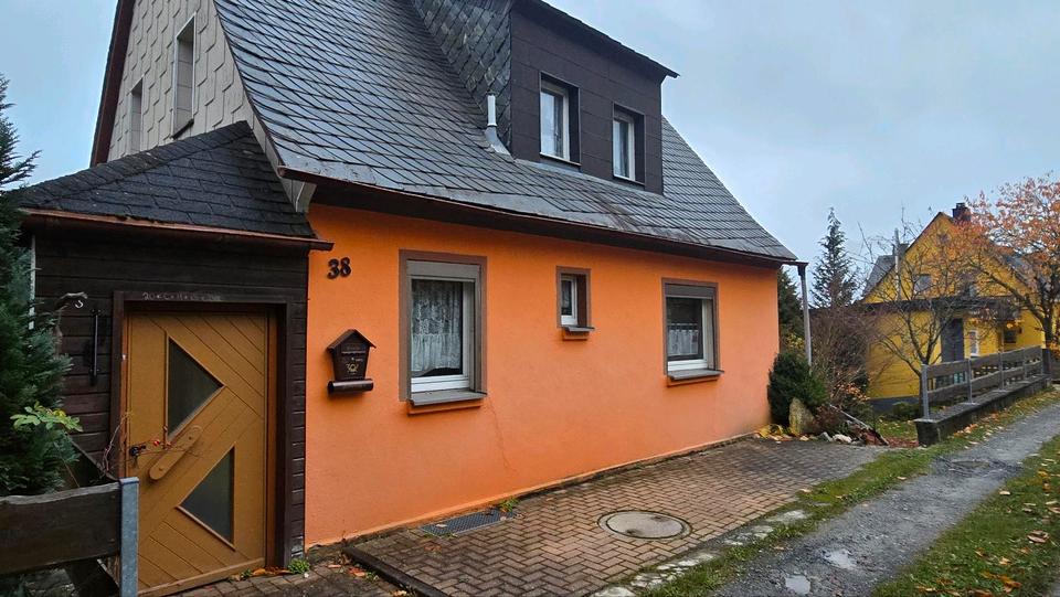 Einfamilienhaus Nordhalben - 5 Zimmer, 110 m&sup2;, 70.000&euro; | Angebot:23774835