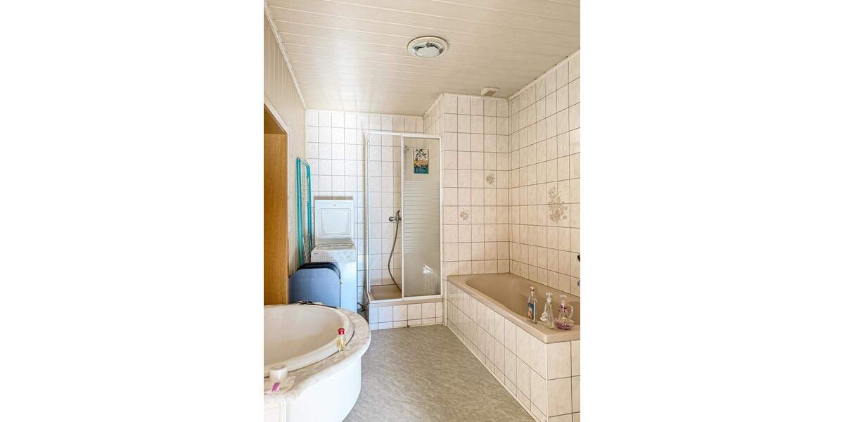 Mehrfamilienhaus, Wohnhaus Schleiz - 9 Zimmer, 160 m&sup2;, 34.999&euro; | Angebot:25700874