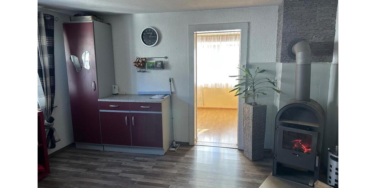 Doppelhaushälfte Hof Neuhof - 8 Zimmer, 160 m&sup2;, 118.000&euro; | Angebot:25614688