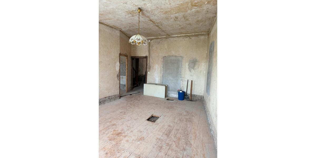 Mehrfamilienhaus, Wohnhaus Schleiz - 10 Zimmer, 180 m&sup2;, 25.000&euro; | Angebot:27120305