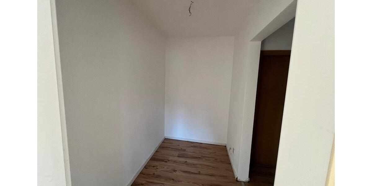 Etagenwohnung Hof Neuhof - 4 Zimmer, 99 m&sup2;, 650&euro; | Angebot:24192666