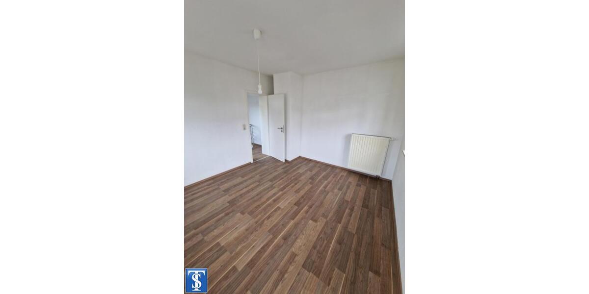 Etagenwohnung Plauen Bahnhofsvorstadt - 2 Zimmer, 80 m&sup2;, 320&euro; | Angebot:15417585