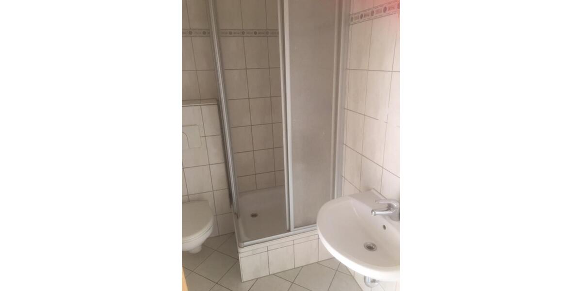 Etagenwohnung Plauen Altstadt - 2 Zimmer, 61 m&sup2;, 299&euro; | Angebot:24773211