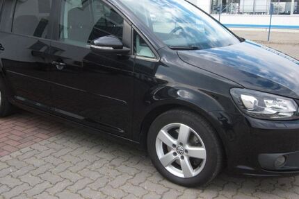 VW Touran 192.000 km 9.200 &euro; Markneukirchen 08258