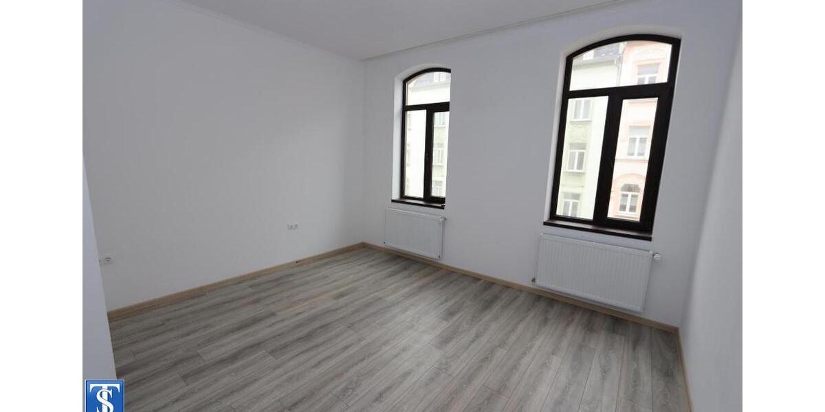 Etagenwohnung Plauen - 3 Zimmer, 120 m&sup2;, 600&euro; | Angebot:24183247
